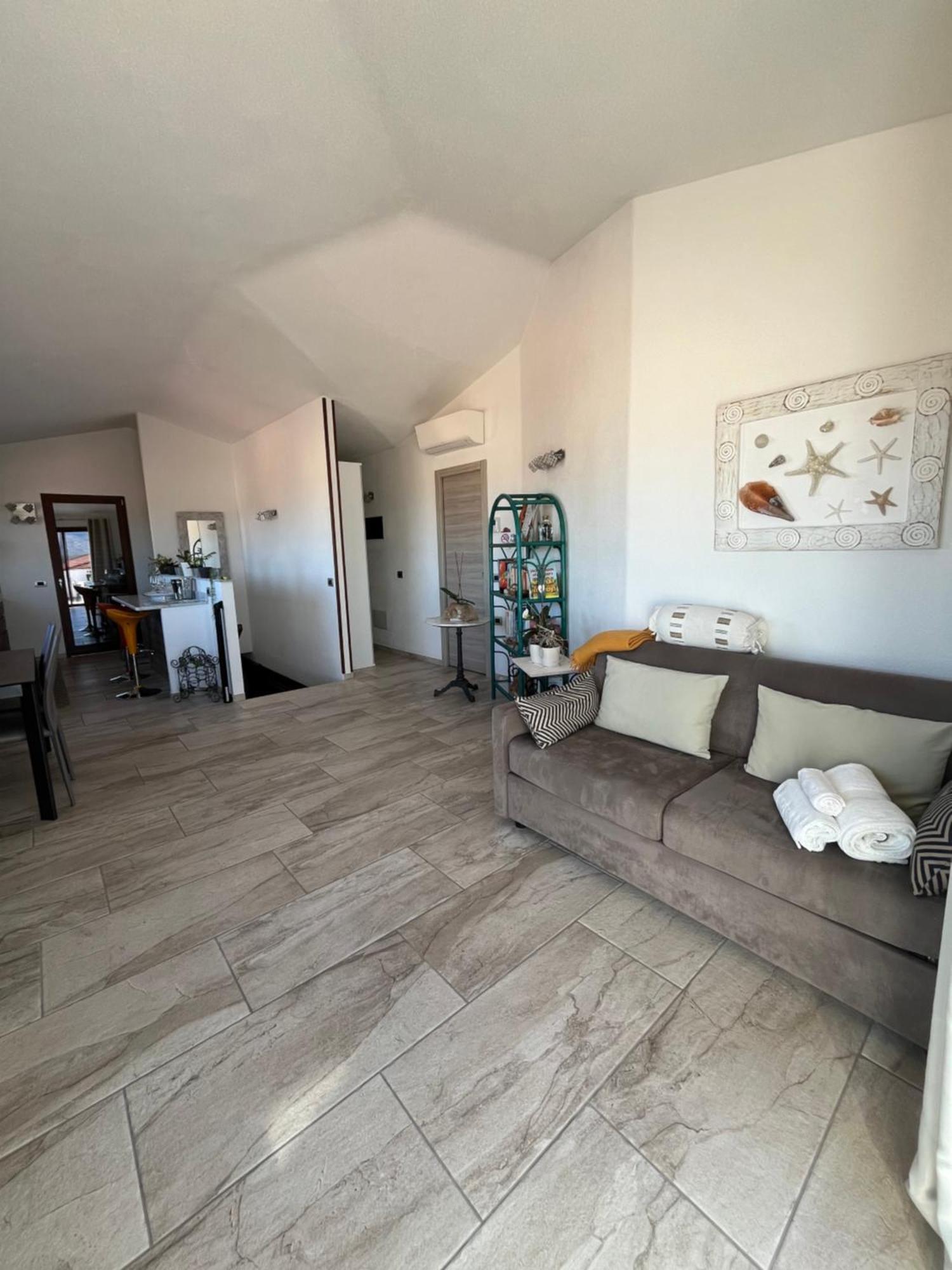 B&B Florian Сан-Теодоро Экстерьер фото